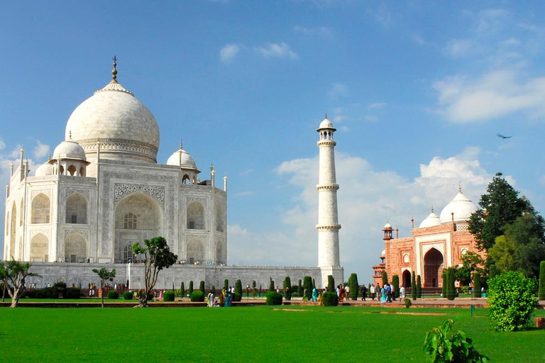 Agra: Taj Mahal Entree Ticket Rondleiding met Hotel TransferVanuit Delhi: Taj Mahal rondleiding met hotel transfer