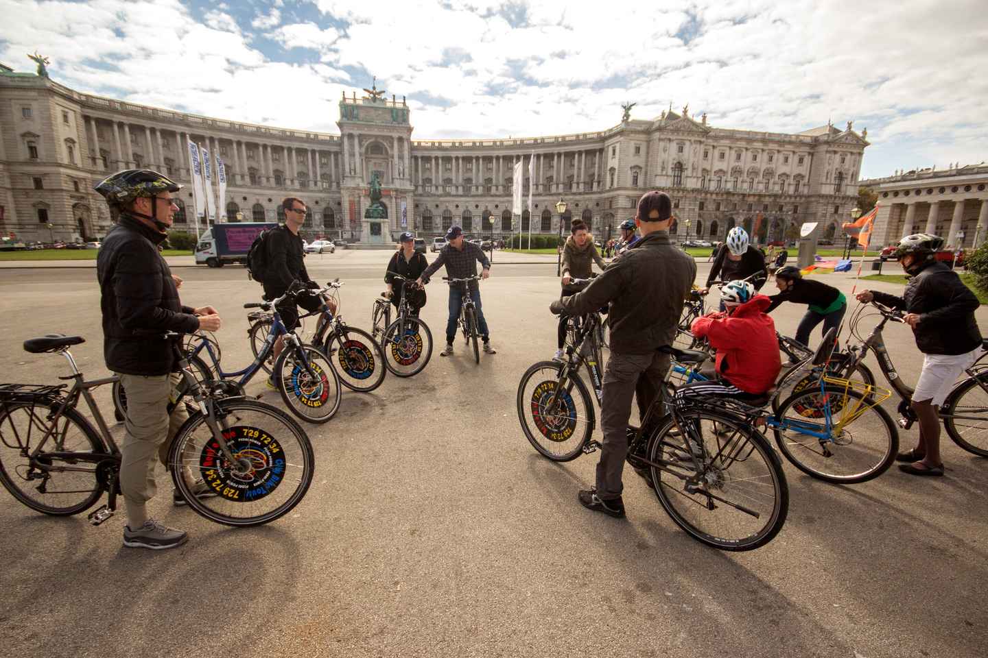 Classic Vienna: 3-Hour Guided Bike Tour - Evening Bike Tour in English