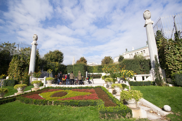 Classic Vienna: 3-Hour Guided Bike Tour Bike Tour in German