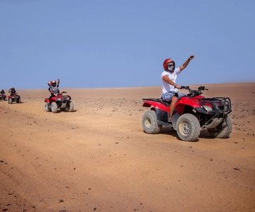 Hurghada: Opt Stargazing ja BBQ: Auringonlasku Quad Bike, Camel w/ Opt Stargazing ja BBQ