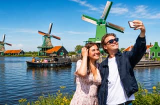 Amsterdam: Zaanse Schans Windmühlen- & Käsetour mit flexibler Rückfahrt
