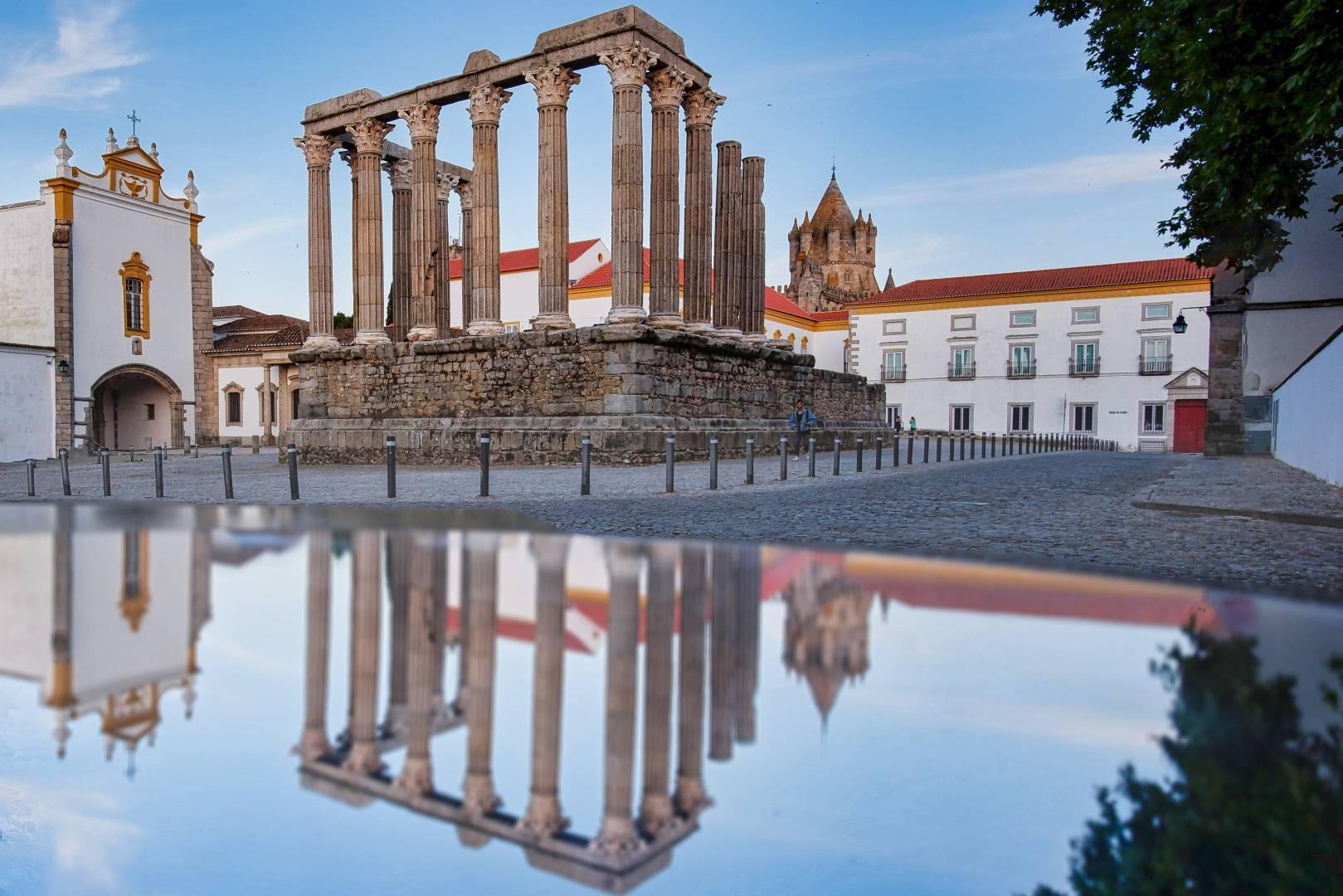 Von Lissabon: Évora, Monsaraz, Weinprobe & Cristo Rei