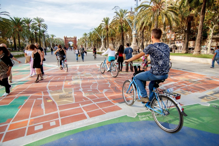 Visite de Barcelone à vélo et dégustation de tapasVisite en espagnol
