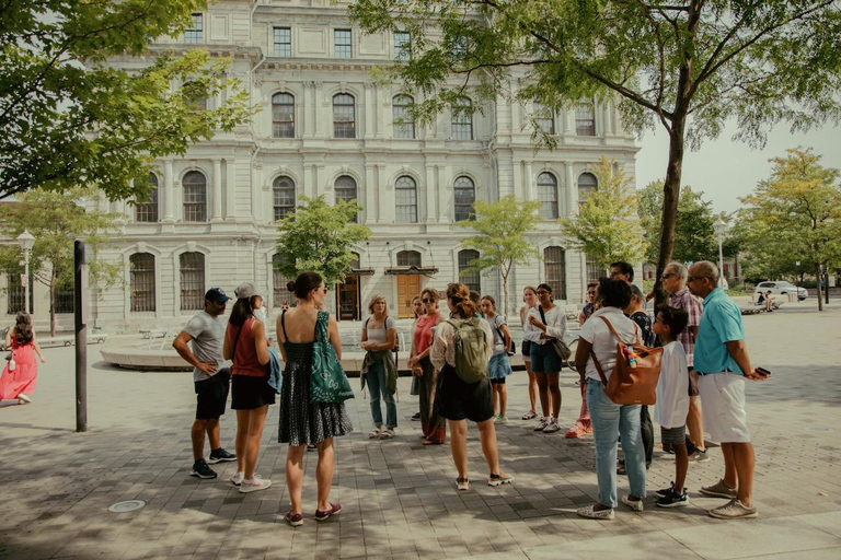 Montreal: Old Town Walking Tour of History and Landmarks
