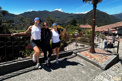 Bogotá: Small-Group Monserrate Sunrise Hike with Local