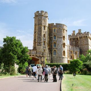 From London: Windsor Castle, Bath, and Stonehenge Day Trip