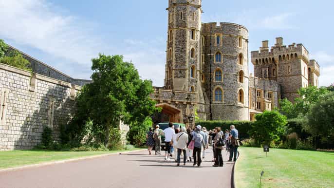depuis londres château de windsor bath et stonehenge