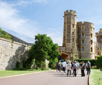 From London: Windsor Castle, Bath, and Stonehenge Day Trip