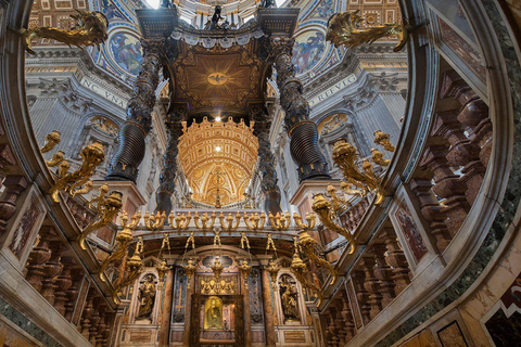 Roma: Museus do Vaticano e São Pedro - Tour guiado em pequenos gruposRoma: Museus do Vaticano e tour guiado em pequenos grupos à Basílica de São Pedro
