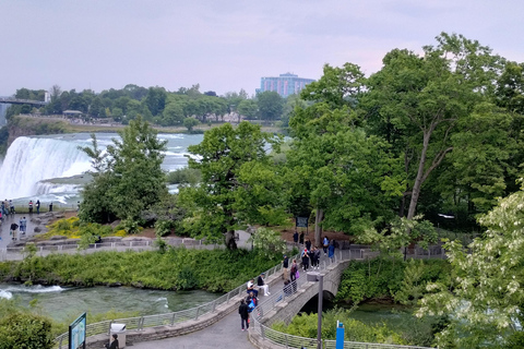 Niagarafälle: Private Tour mit Führung und Trolley-Fahrt