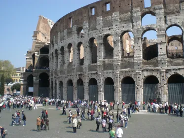 Rom: Englischsprachige Führung durch das Kolosseum und die Römischen ...