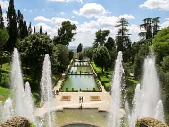 Ab Rom: Tagestour Villa d’Este & Hadriansvilla in Tivoli Ab Rom: Tagestour Villa d’Este & Hadriansvilla in Tivoli
