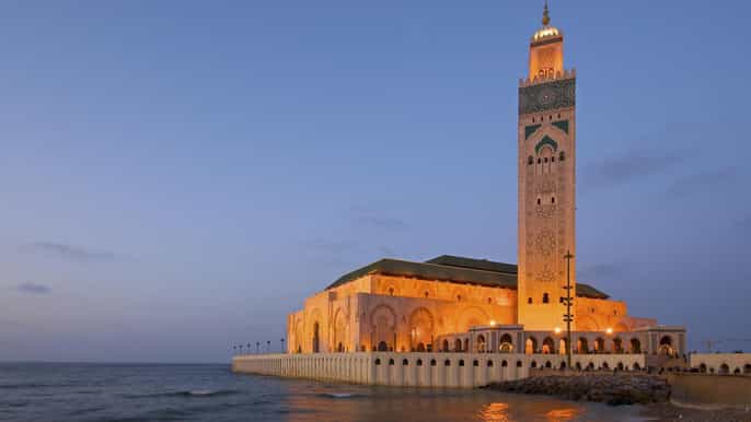 transfer between casablanca airport and city hotels