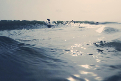 米里萨或卡尔皮蒂亚冲浪营之旅（适合初学者和专家）