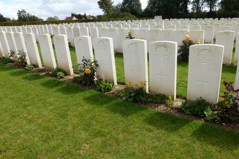 Paris: Anzac Day Day Tour to Villers Bretonneux