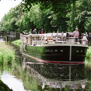 Dublin: 2-uur durende boottocht Grand Canal met diner