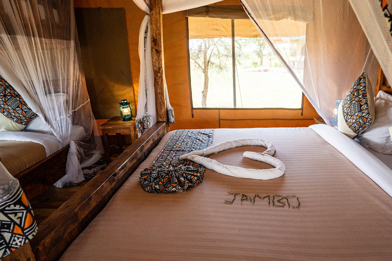 From Zanzibar: 2-Day Serengeti Park Safari Tour with Flights