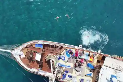 Rhodes Cruise - Fun in the Sun