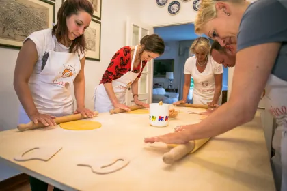 Ravenna: Pasta- und Tiramisu-Kurs in kleiner Gruppe