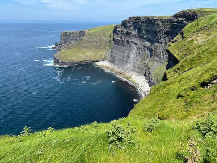 Limerick: Cliffs of Moher, Dolmen, and Doolin Day Trip