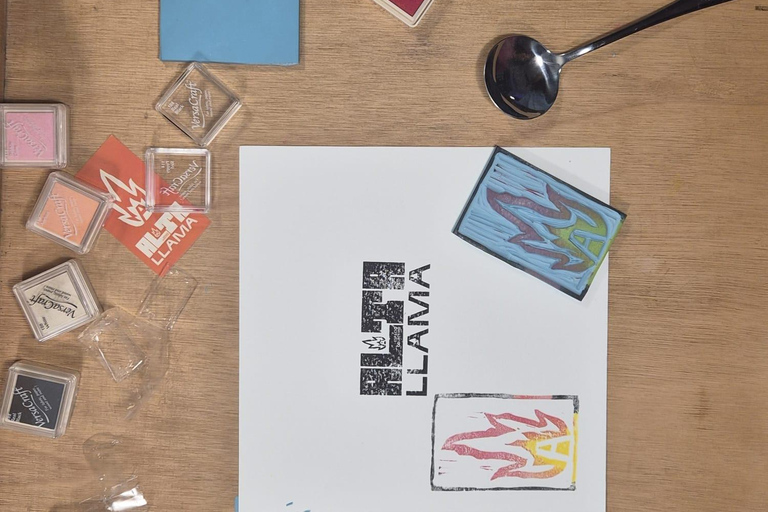 Málaga Art & Café: Create your own artwork and enjoy unlimited drinks Málaga Art & Coffee: Create your own artwork and enjoy unlimited drinks