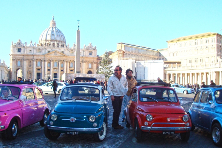 90-minutowym spacerze w konwoju rocznika Fiat 500Święta Bożego Narodzenia w Rzymie: 90-minutowa trasa w zabytkowym Fiacie 500