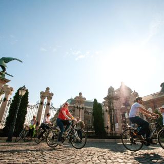 Budapest: Highlight-Tour per Fahrrad mit Gulaschessen