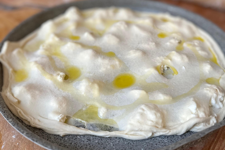 Genoa: Focaccia and Pesto Cooking Class in 18th-Century Home
