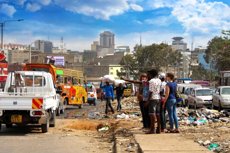 Bomas of Kenya i piesza wycieczka po slumsach Kibera