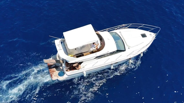 Bodrum: Private Motoryacht Tour with swimming stops & lunch