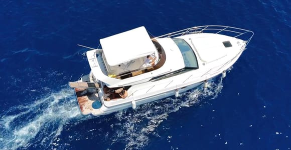 Bodrum: Private Motoryacht Tour with swimming stops & lunch