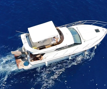 Bodrum: Private Motoryacht Tour with swimming stops & lunch