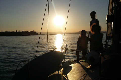 Syracuse: Snorkeling Excursions by Sailboat to Plemmirio Syracuse: Snorkeling Excursions by Sailboat at Plemmirio