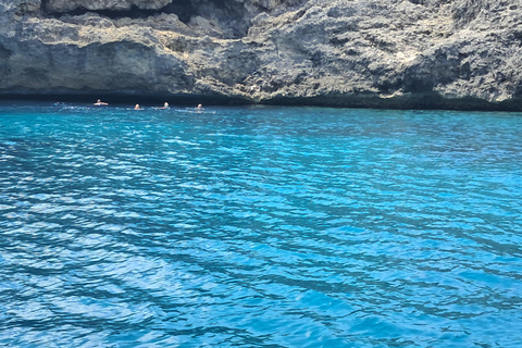 Curacao: Blue Room Cave and Turtles Boat Trip with Pizza