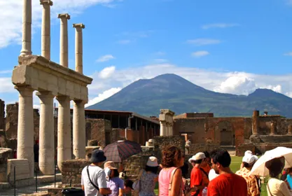 Ab Neapel: Pompeji, Sorrent und Positano Tagestour