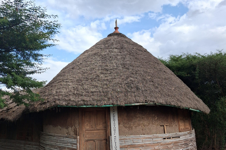 Lalibela: Lasta Highlands & Asheton Maryam Hiking Tour