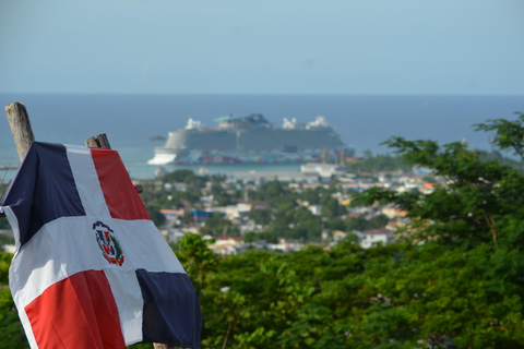 Puerto Plata: passeio de macacos-esquilo e visita a vacas e porcos