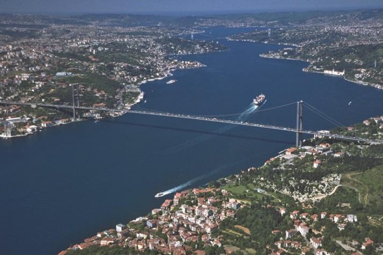 Istanboel: Bosporus-rondvaart en Golden Horn-bustour