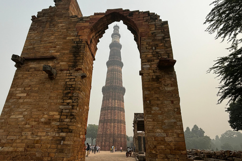 Visite nocturne du Triangle d'Or avec Ranthambore en voiture 6 Nuits 7 JoursVoiture AC + visite guidée uniquement