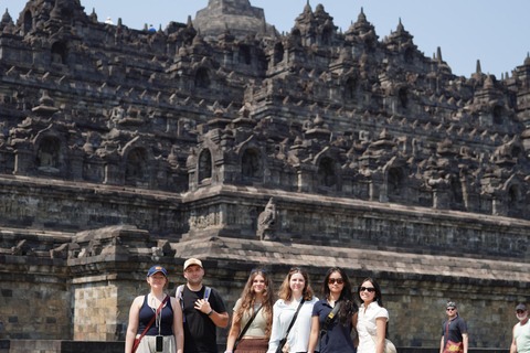 Yogyakarta: Borobudur sunrise,guarantee climb-up& Prambanan Borobudur Sunrise sharing Tour Without Ticket