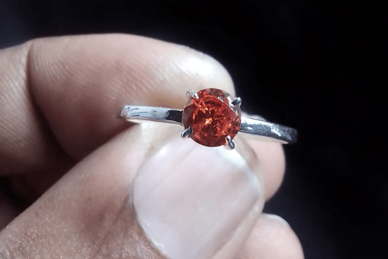 Galle: Hidden Silver Jewelry Making School with Lunch