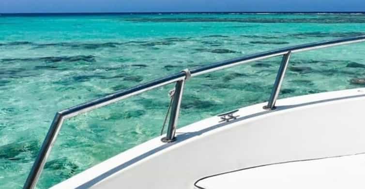 Red Sea Escape: Premium Boat Experience to Bayada Island