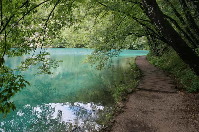 From Split: Plitvice Lakes National Park Full-day Trip 