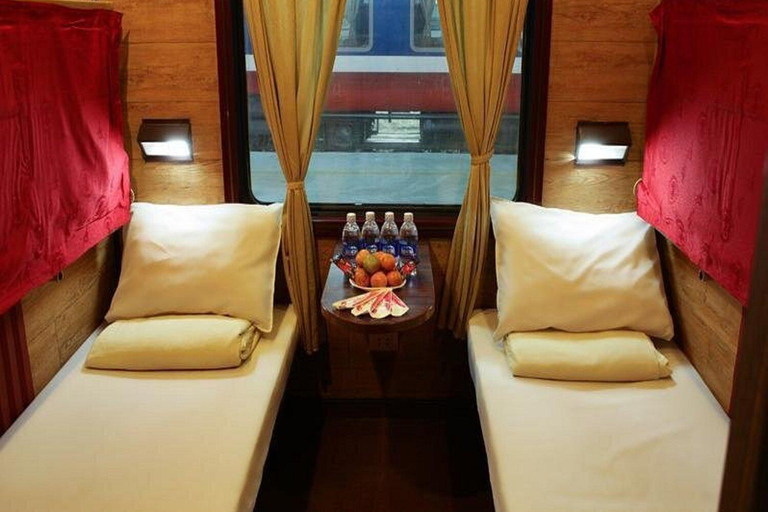 Sleeping Train Railway between Ha Noi and Sapa (Lao Cai) The route Ha Noi to Sapa (Lao Cai)