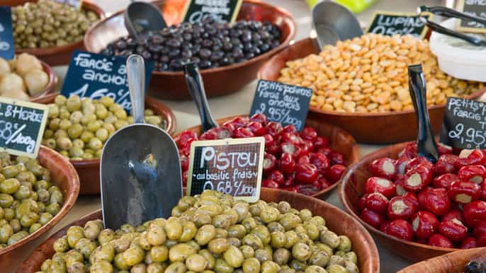 marseille provencal markets villages in luberon