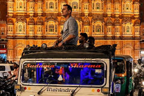 Jaipur: Stepwell, Amber, Jaigarh, Nahargarh Forts by Jeep