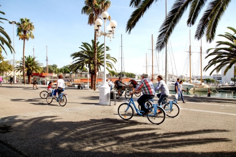 Tour histórico de 3 horas en bicicleta por BarcelonaTour en francés