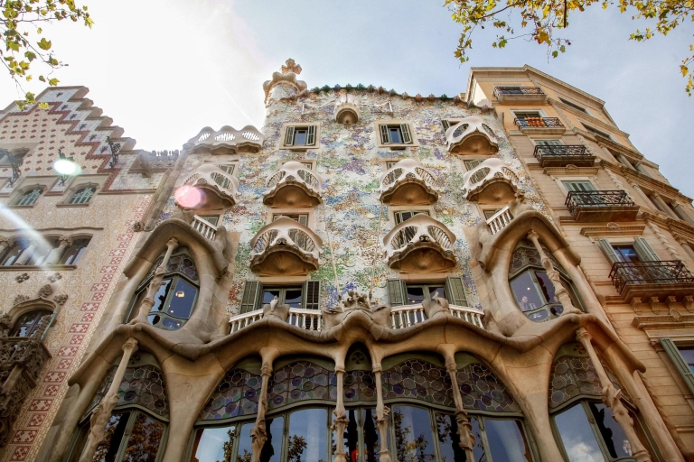 Barcelona Historical 3-Hour Bike Tour Tour in French