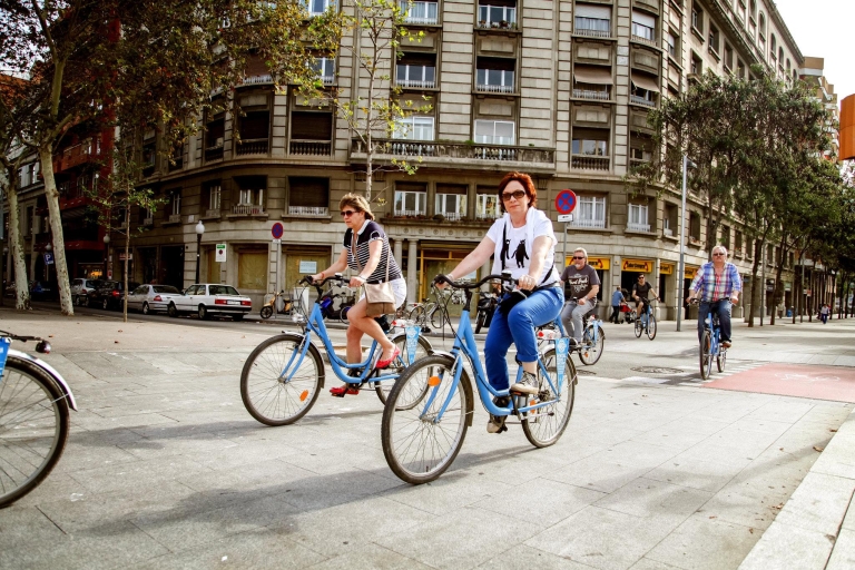 Barcelona Historical 3-Hour Bike Tour Tour in French