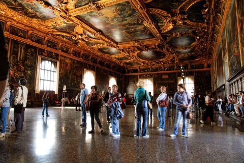 Tour: Palacio Ducal, basílica de San Marcos y Venecia a pieTour en español
